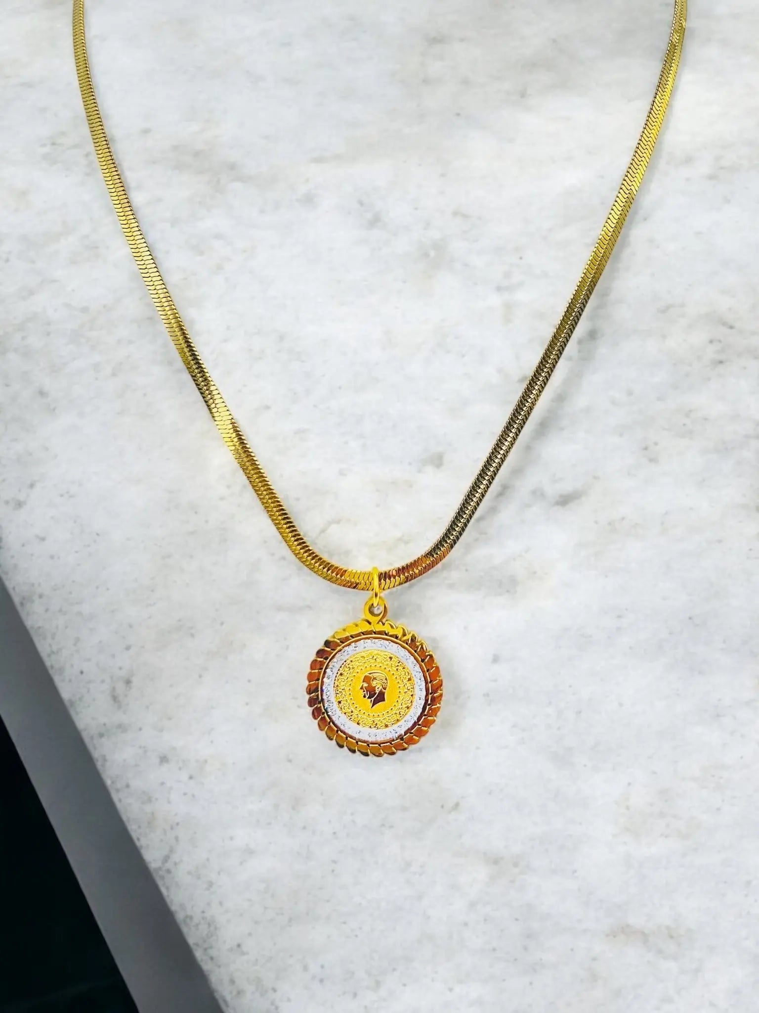 Empire Radiance Necklace - Laliyo Bedminster