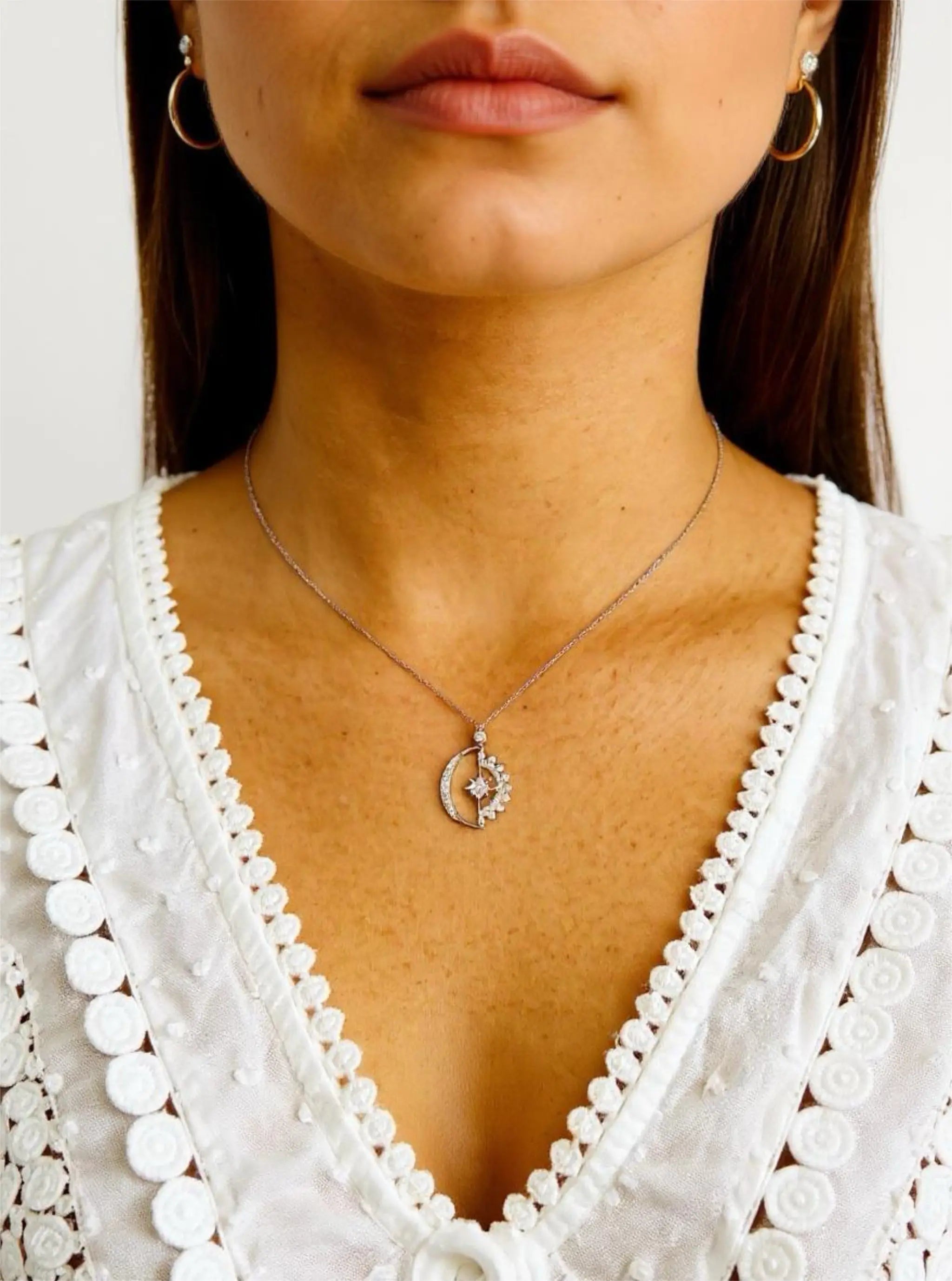Twilight Kiss Necklace - Laliyo Bedminster
