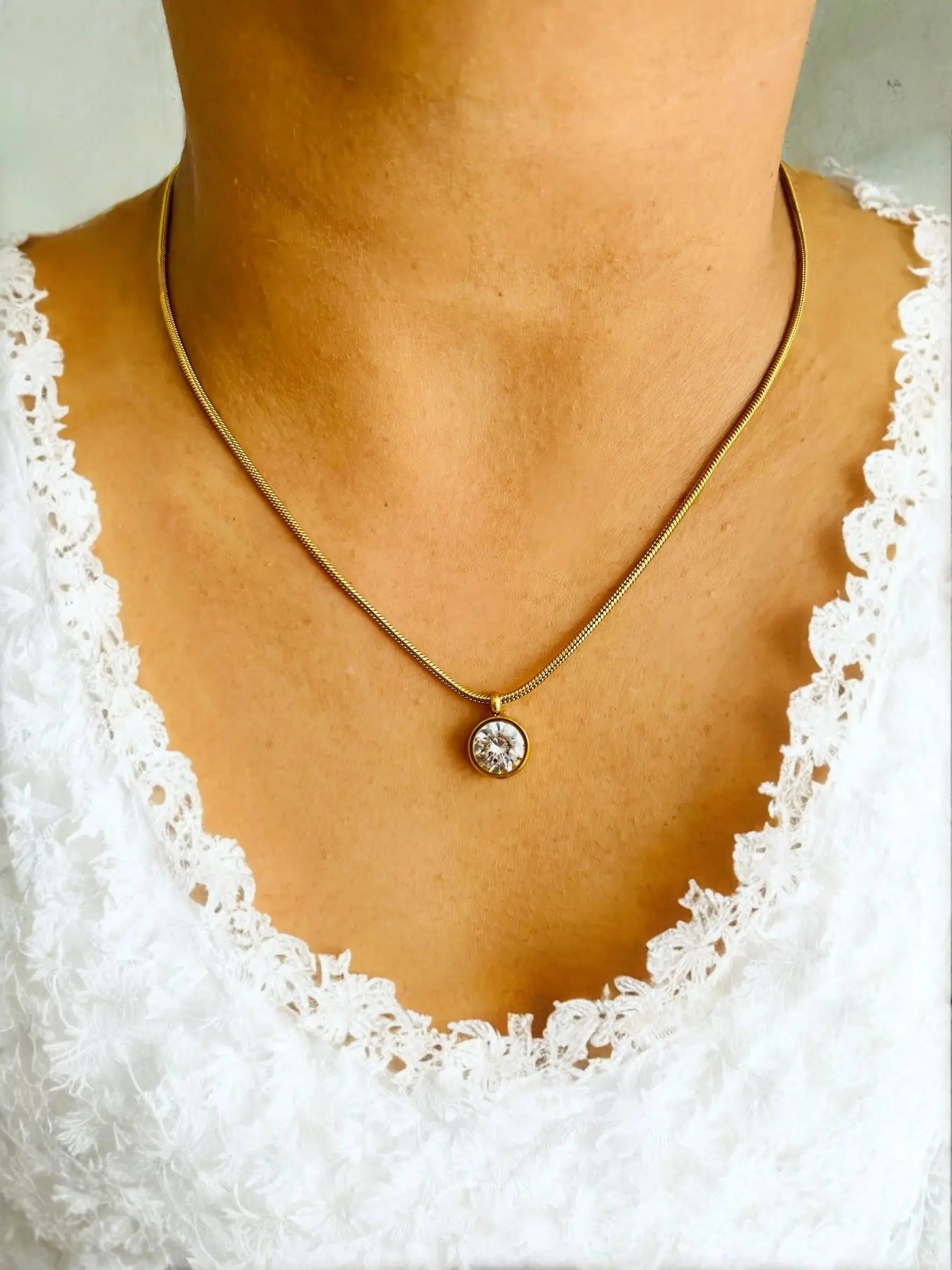 Celestia Glow Necklace - Laliyo Bedminster