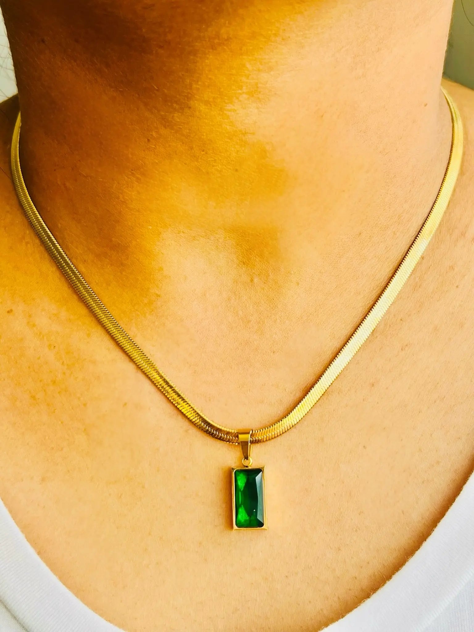 Emerald Green Queen Necklace - Laliyo Bedminster
