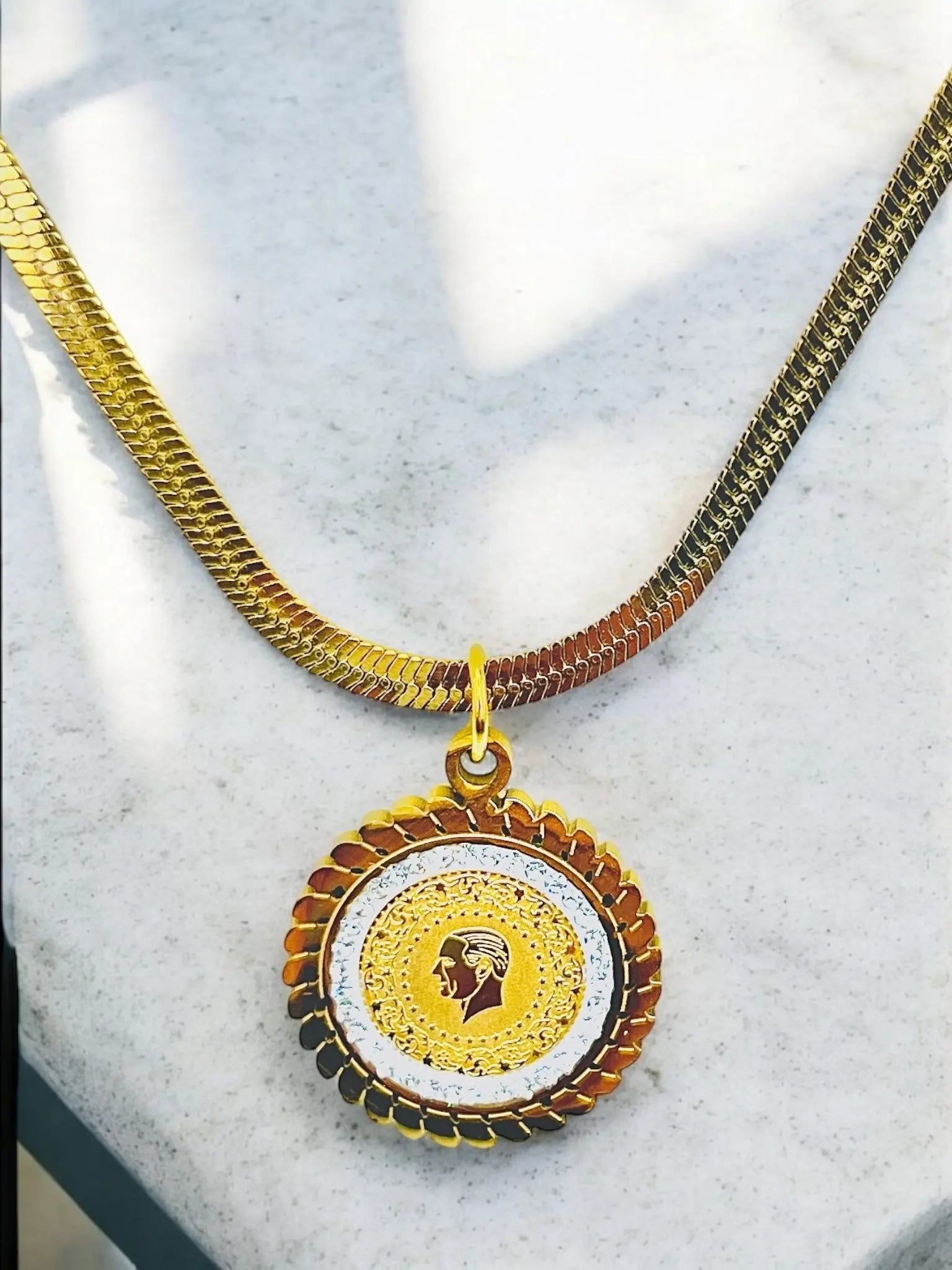 Empire Radiance Necklace - Laliyo Bedminster