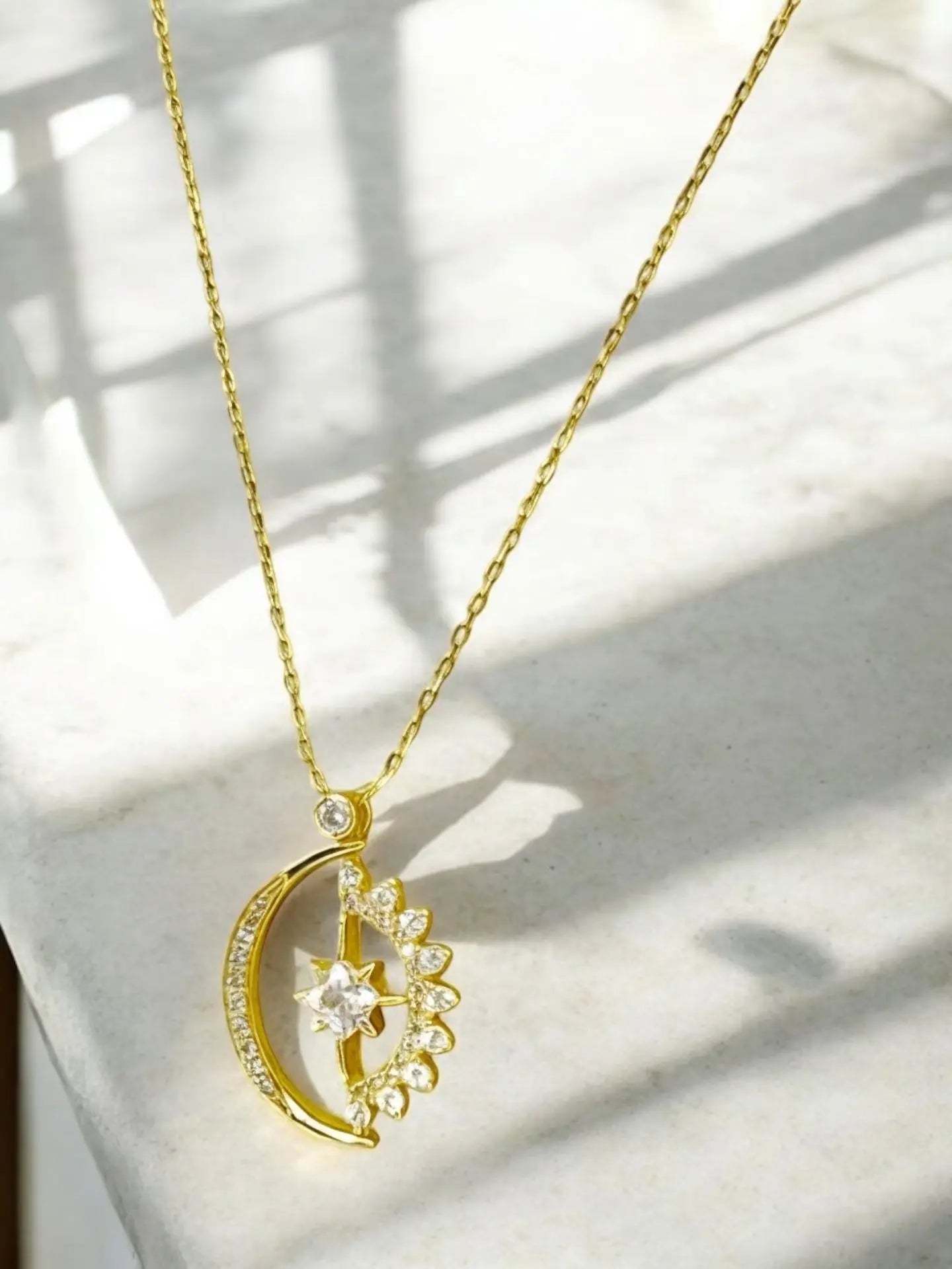 Twilight Kiss Necklace - Laliyo Bedminster