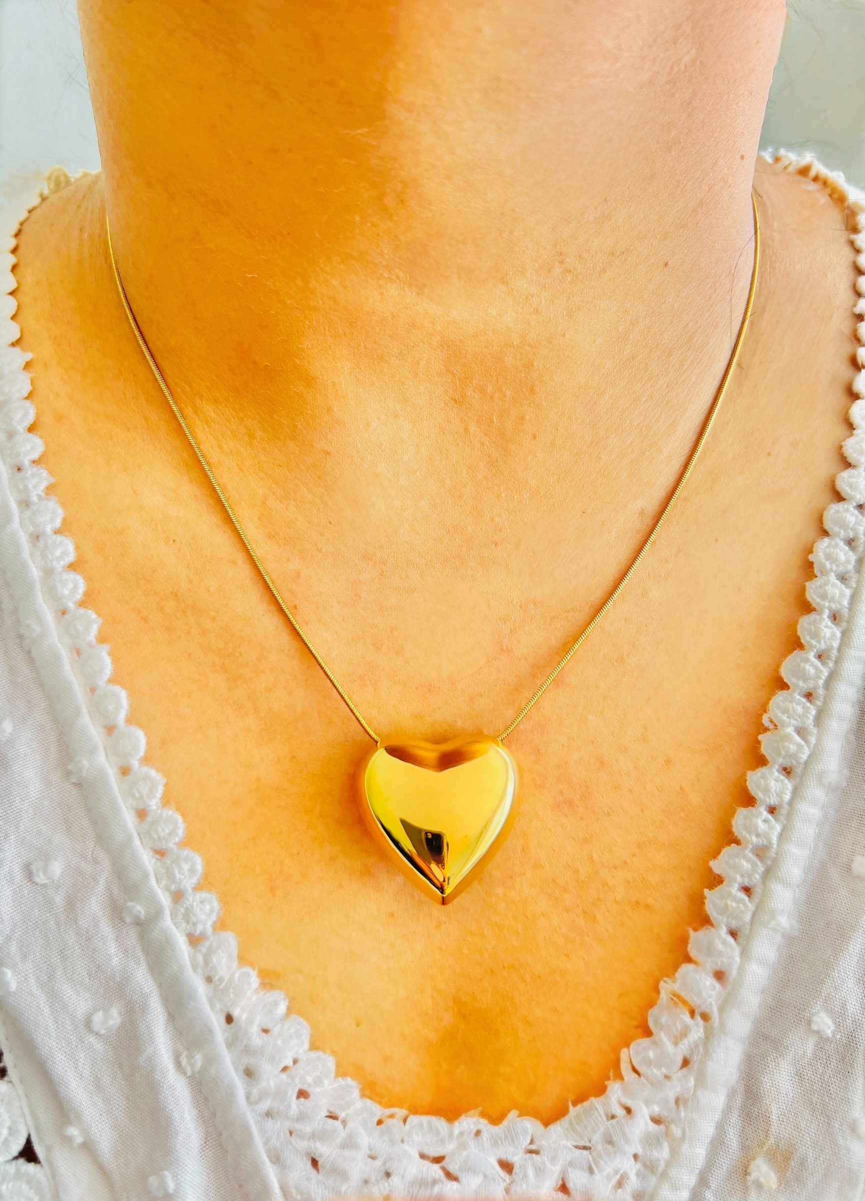 Elegant Bold Heart Pendant Necklace
