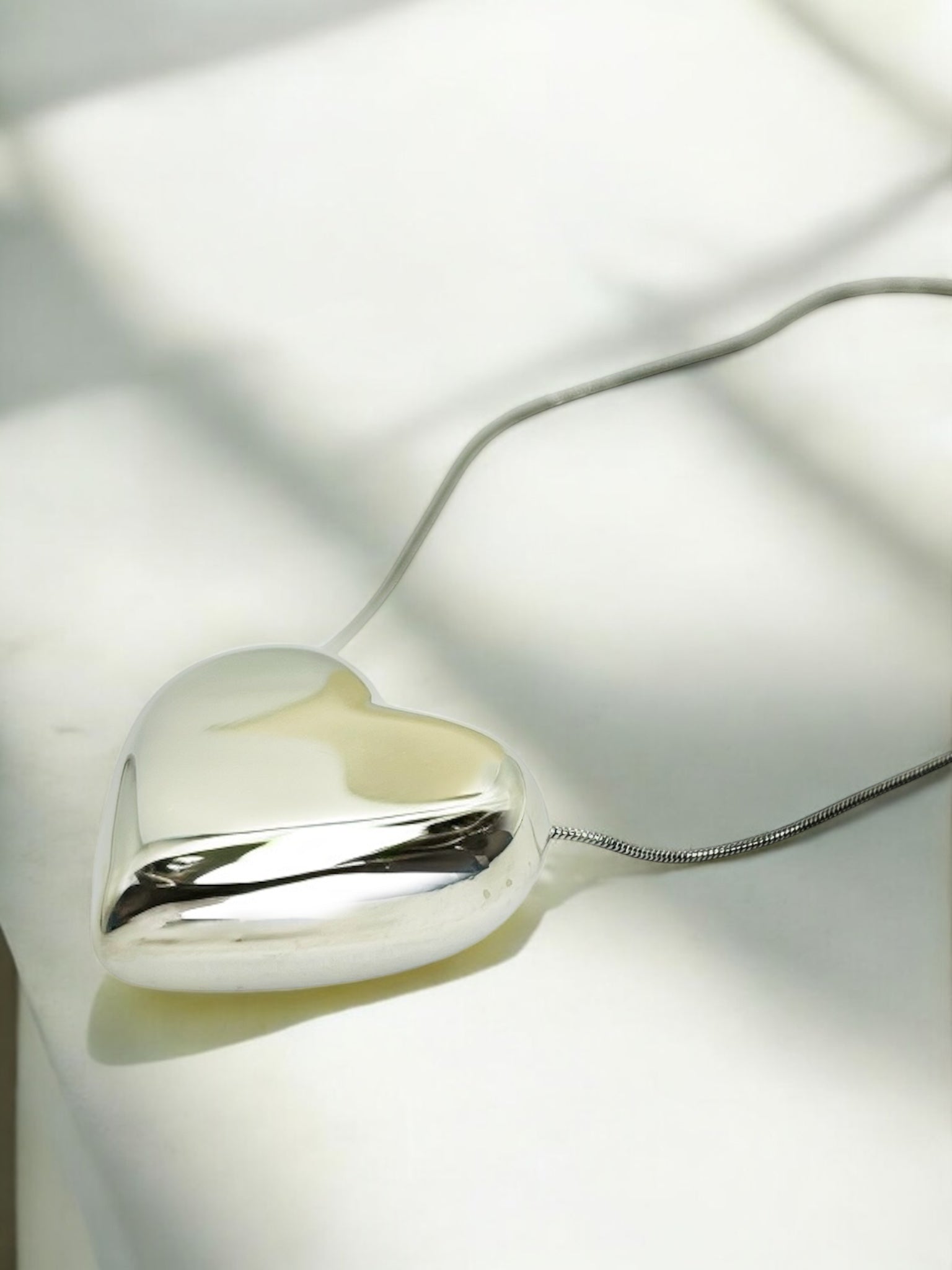 Elegant Bold Heart Pendant Necklace