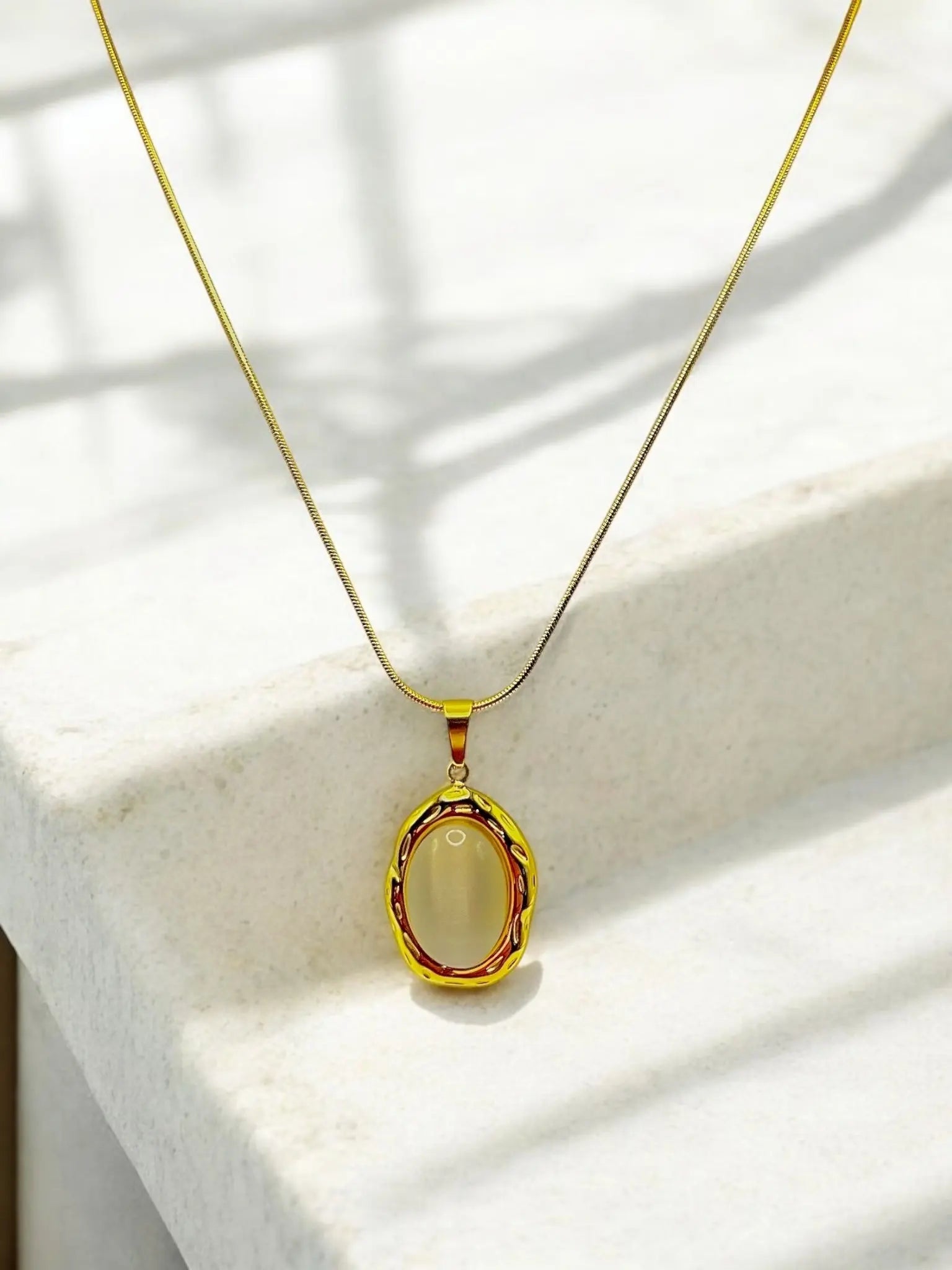Ivory Ember Necklace - Laliyo Bedminster