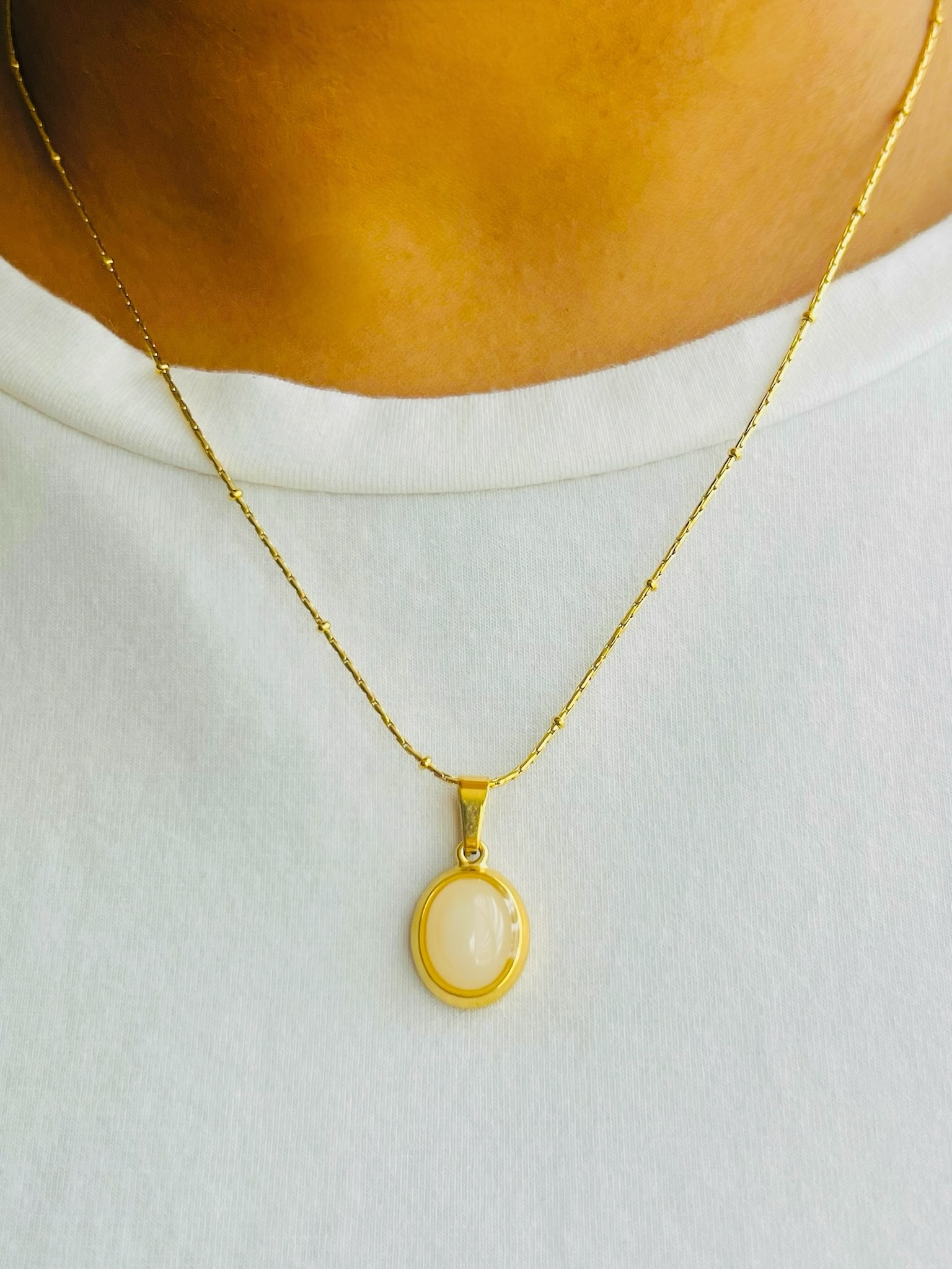 Aura necklace