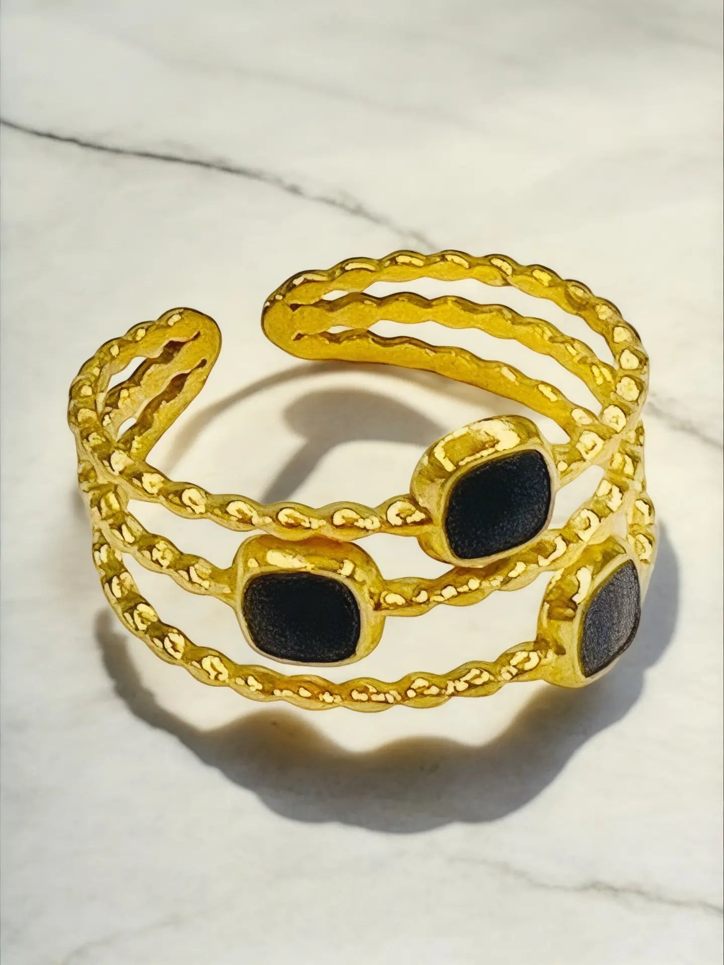 Veloura Ring - Laliyo Bedminster