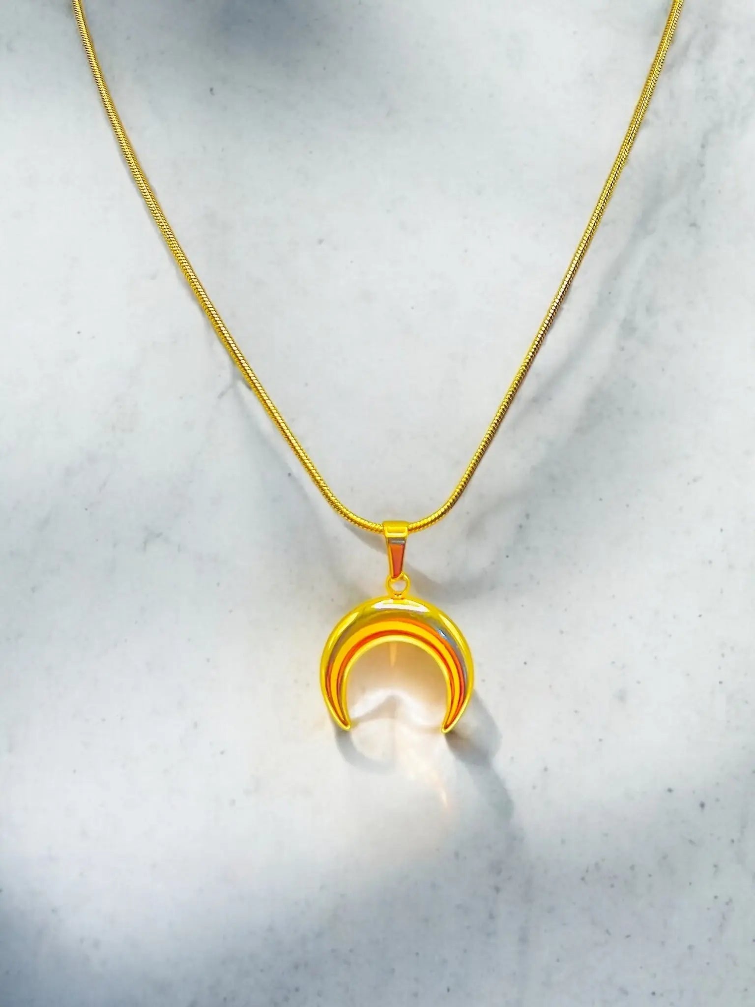Celestia Crescent Pendant Necklace - Laliyo Bedminster