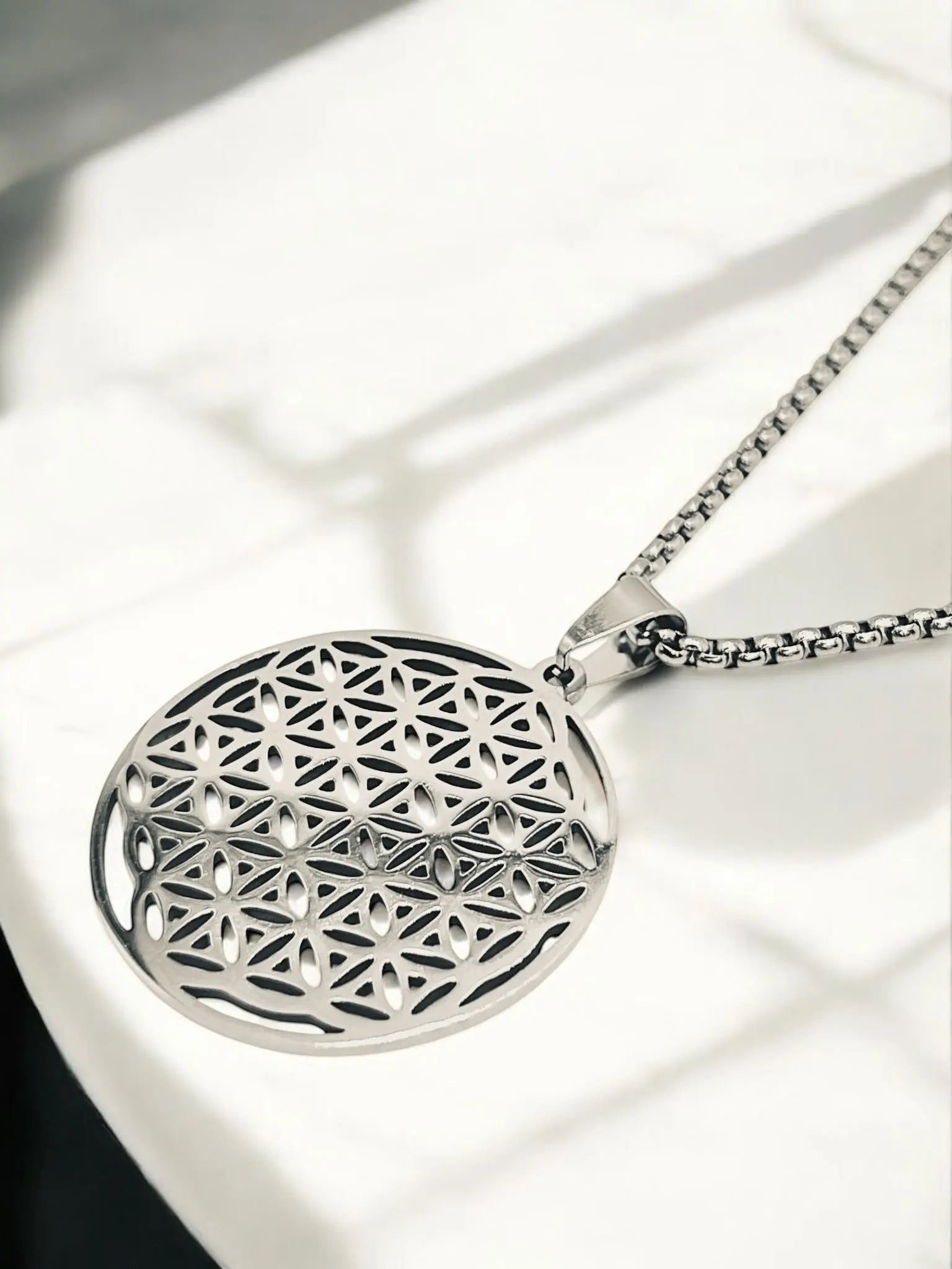 Elysian Geometry Necklace - Laliyo Bedminster