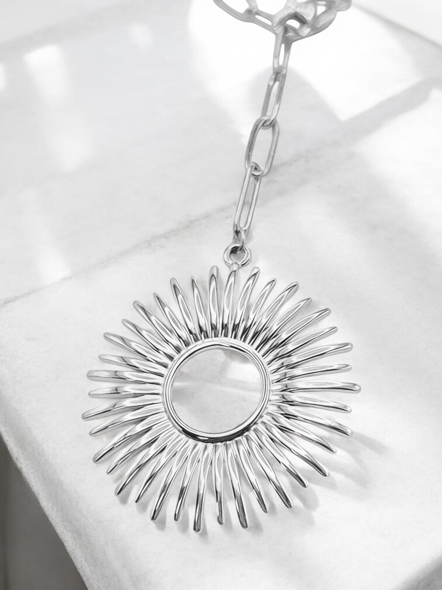 Rayla Pendant Necklace