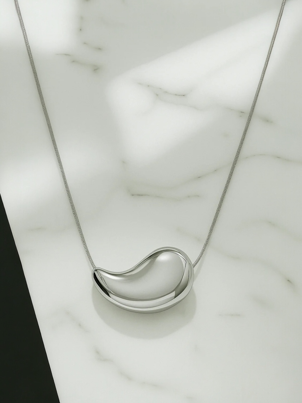 Melted Muse Pendant Necklace