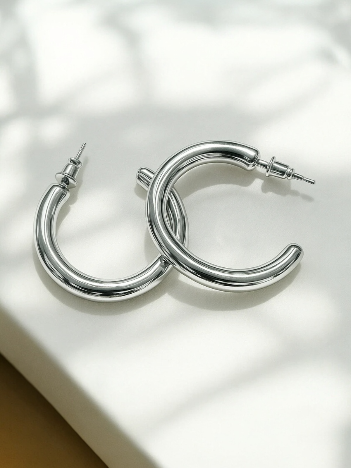 Auryn Hoops Earrings