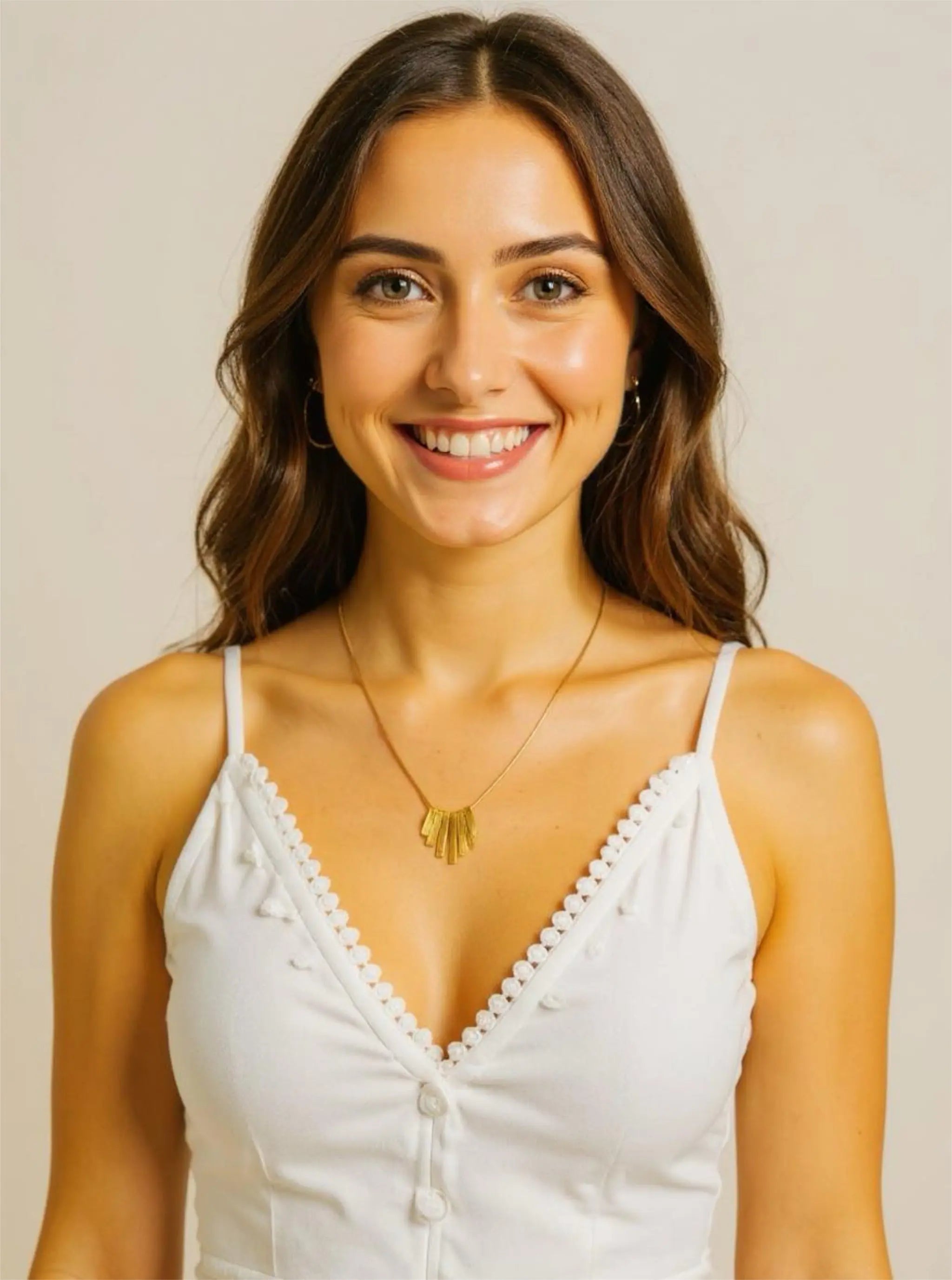 Gleam Spire Necklace - Laliyo Bedminster