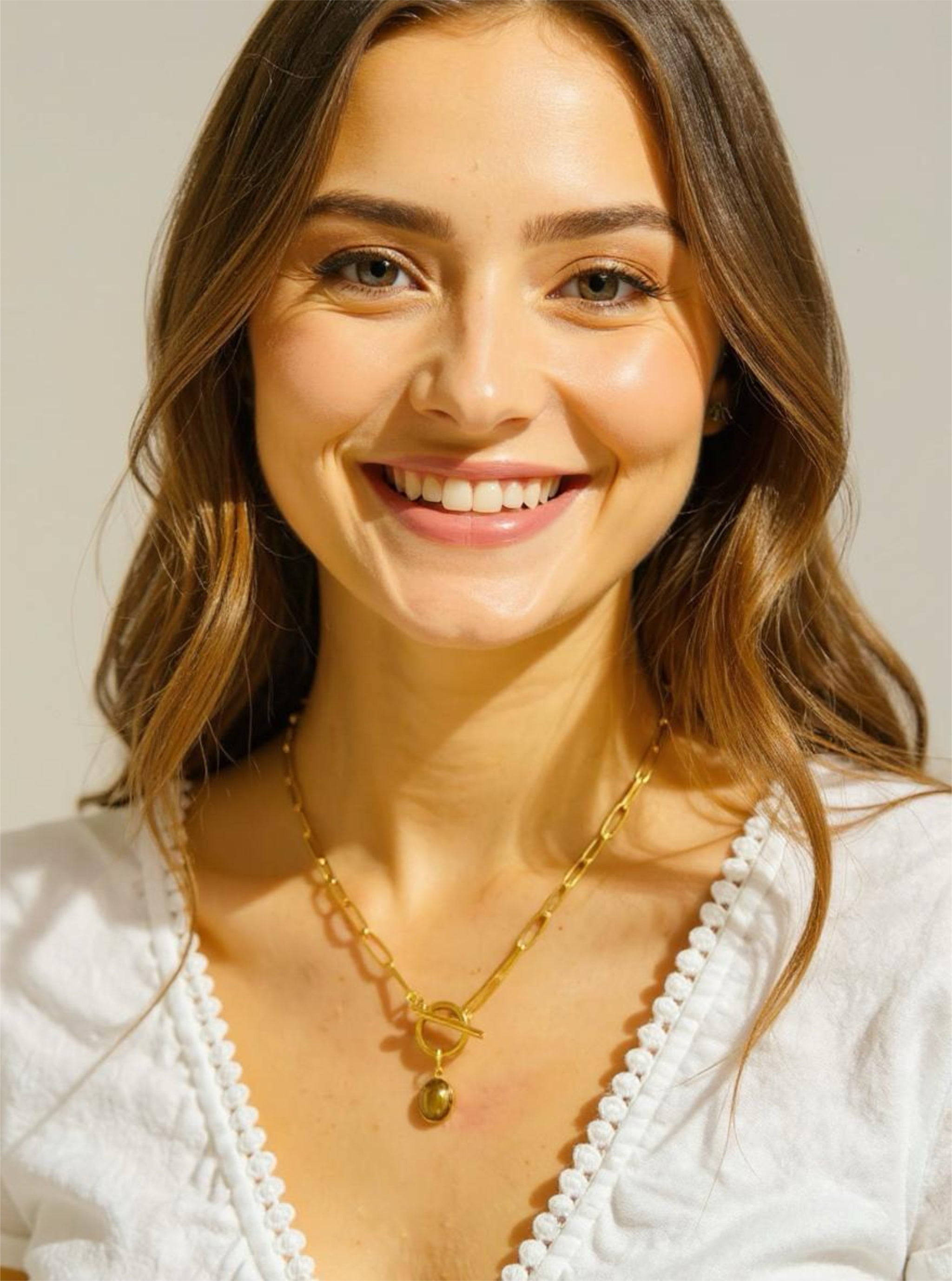 Amber Gaze Pendant Necklace