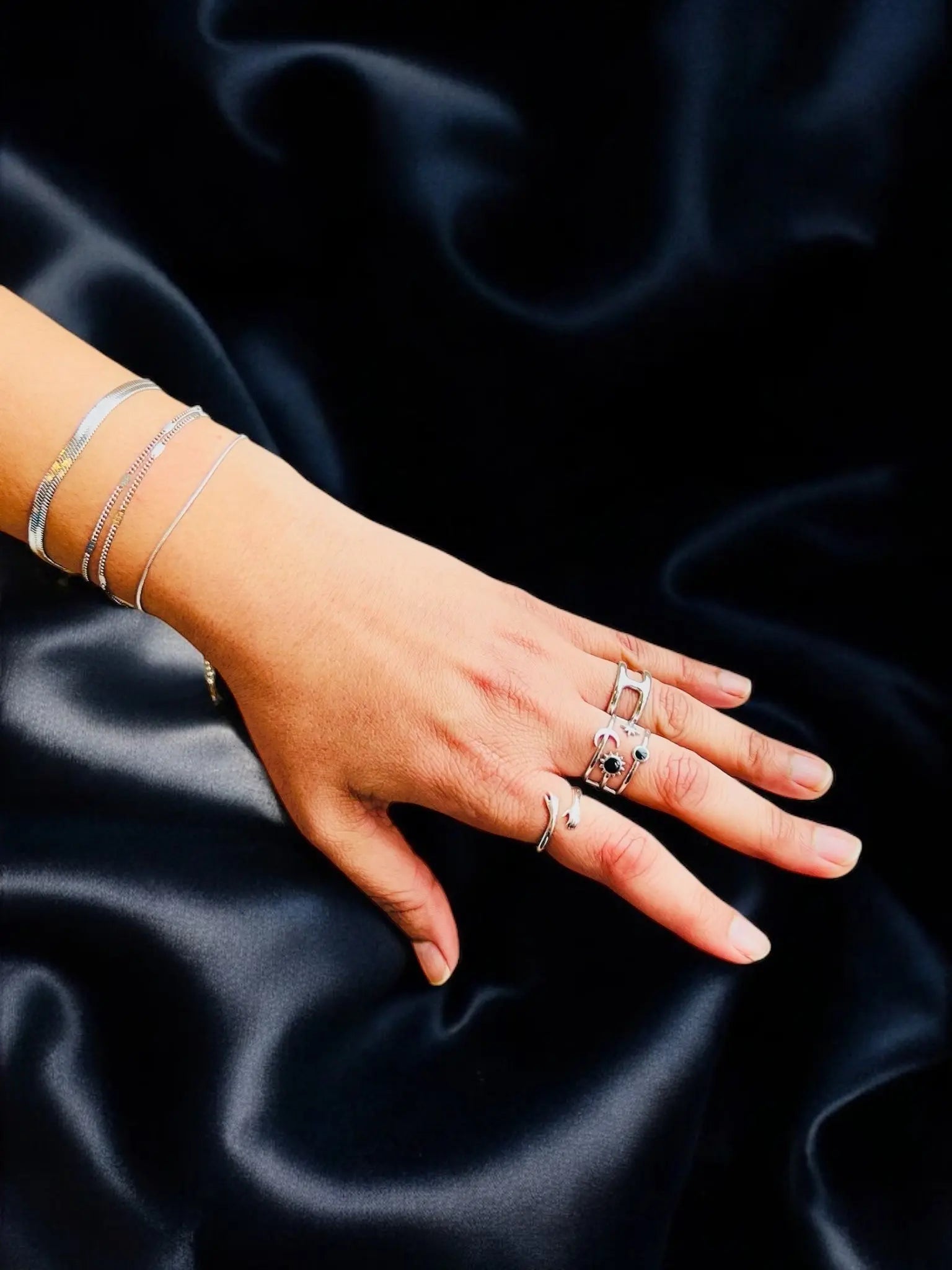 Embrace Ring - Laliyo Bedminster