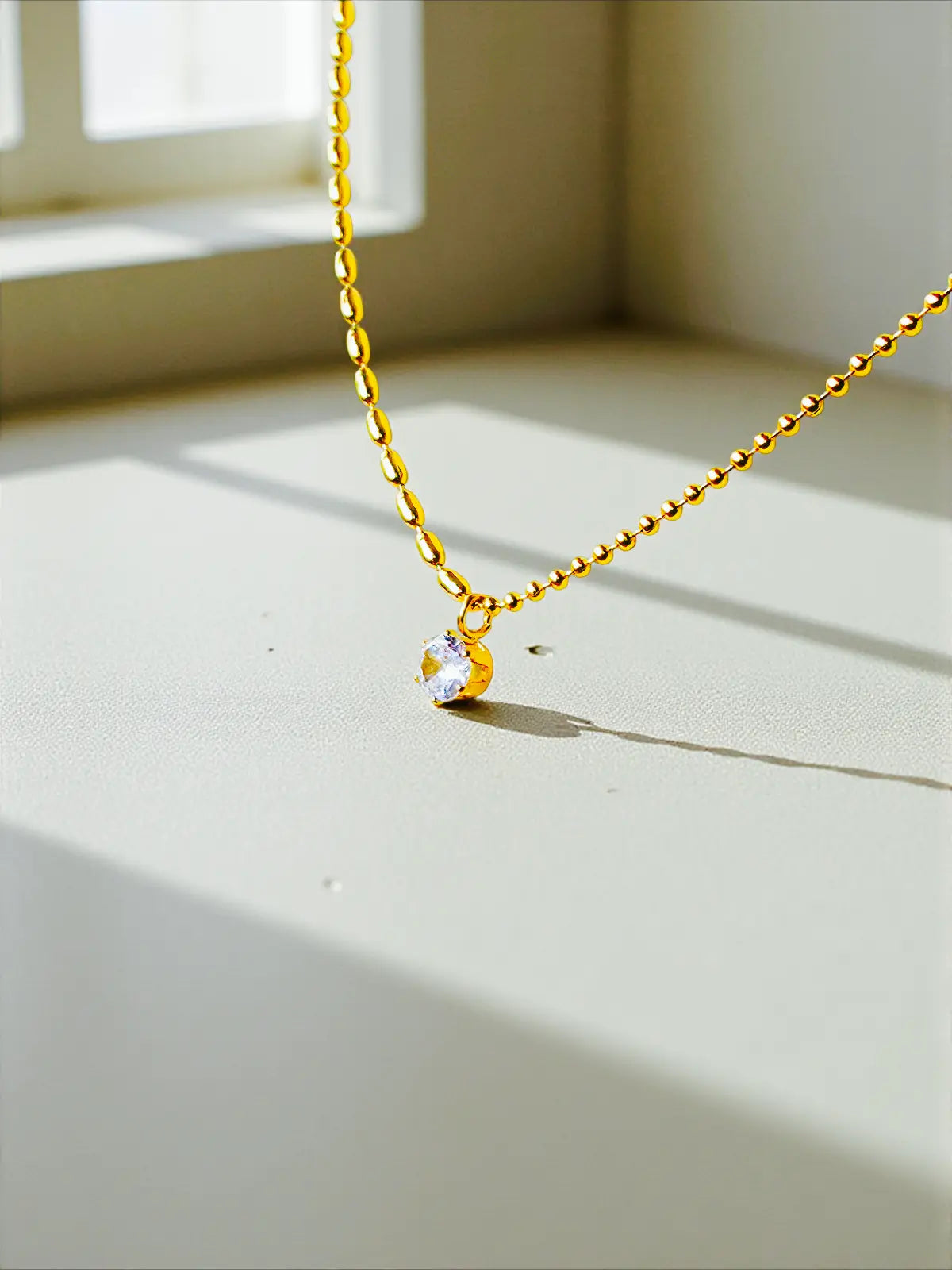 Éclat Solitaire Necklace - Laliyo Bedminster