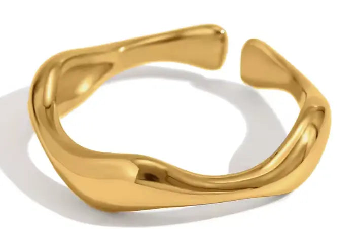 17. Sculptura Melt Ring - Laliyo Bedminster
