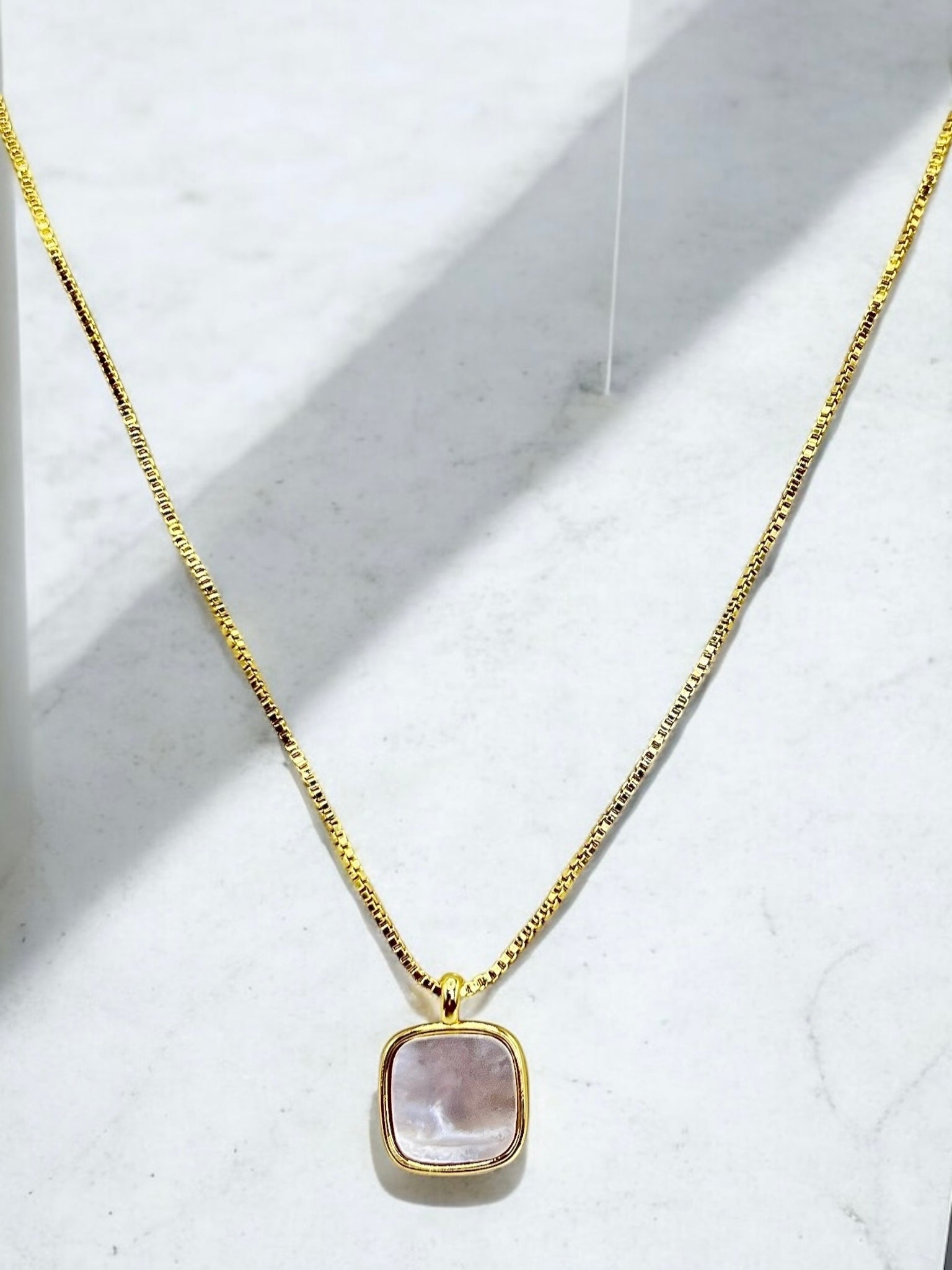 Rose Dusk Necklace