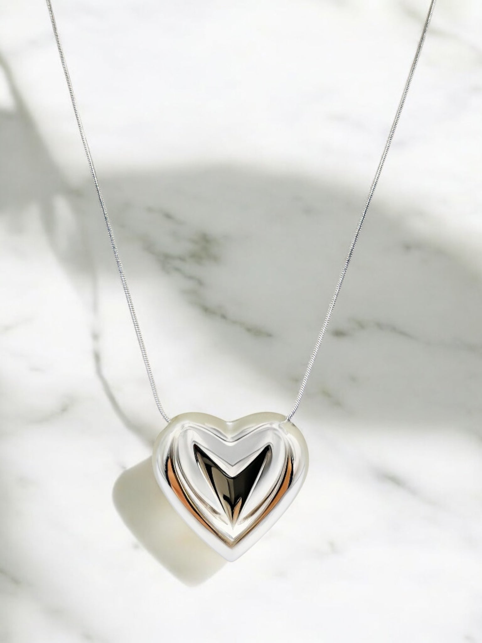Elegant Bold Heart Pendant Necklace
