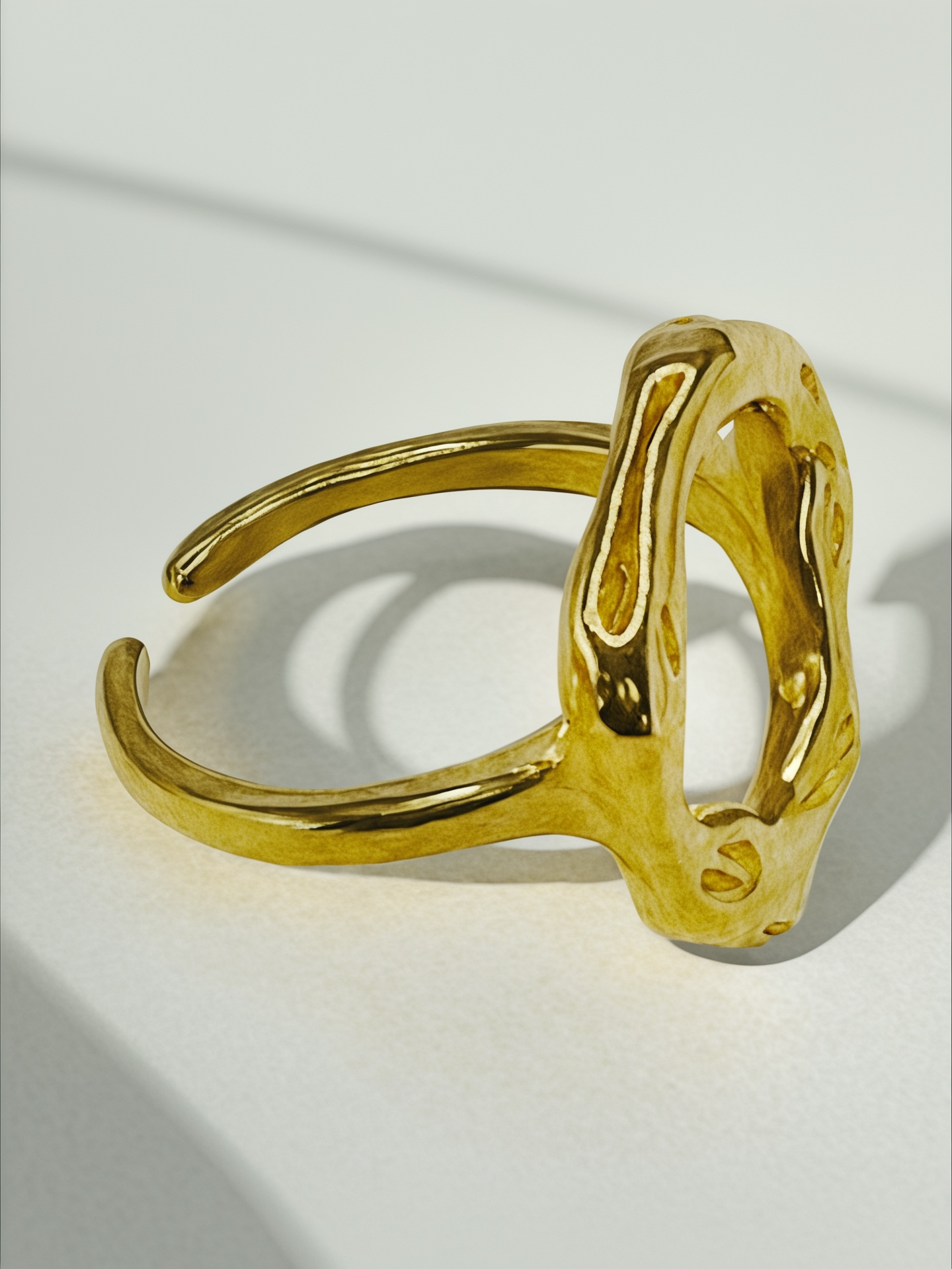 Moltra Ring