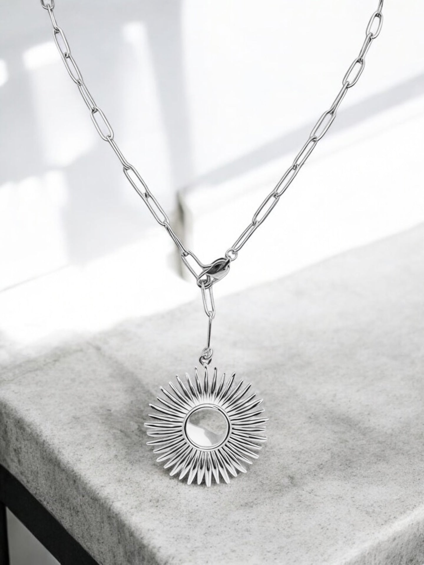 Rayla Pendant Necklace