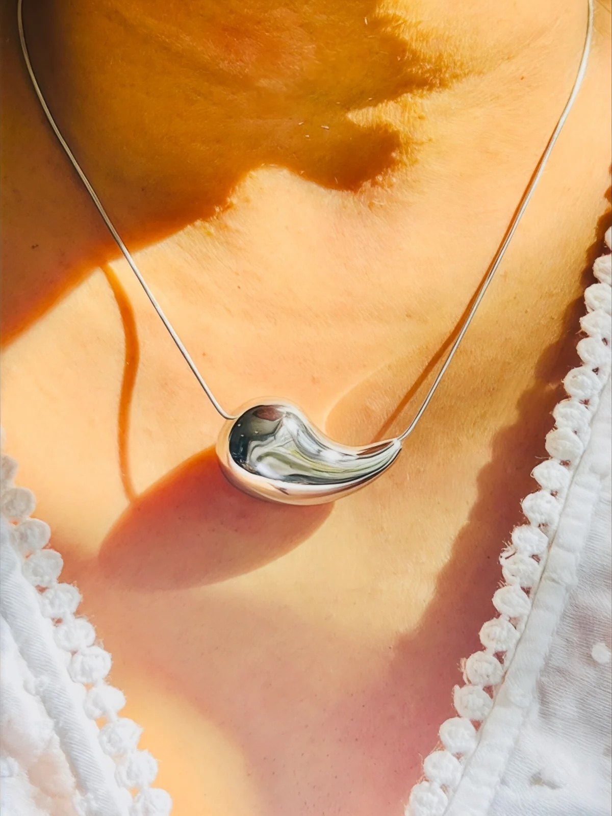 Melted Muse Pendant Necklace