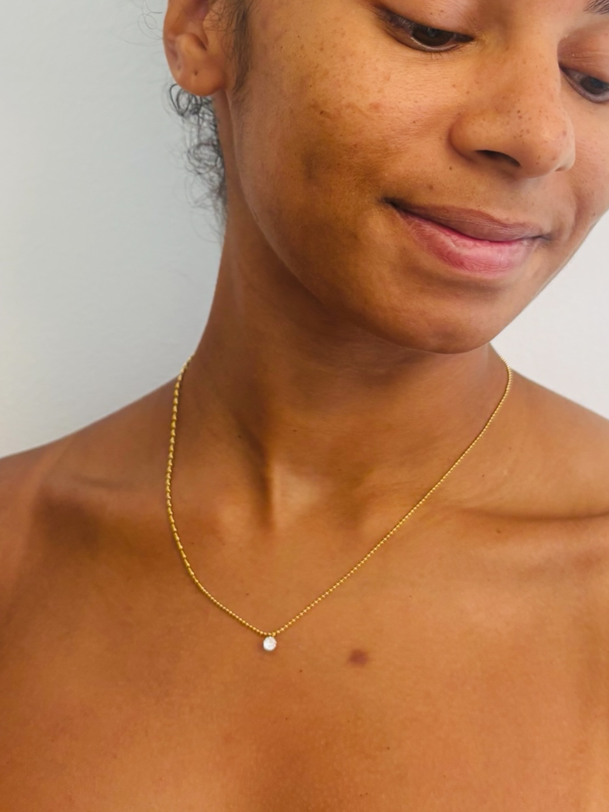 Éclat Solitaire Necklace