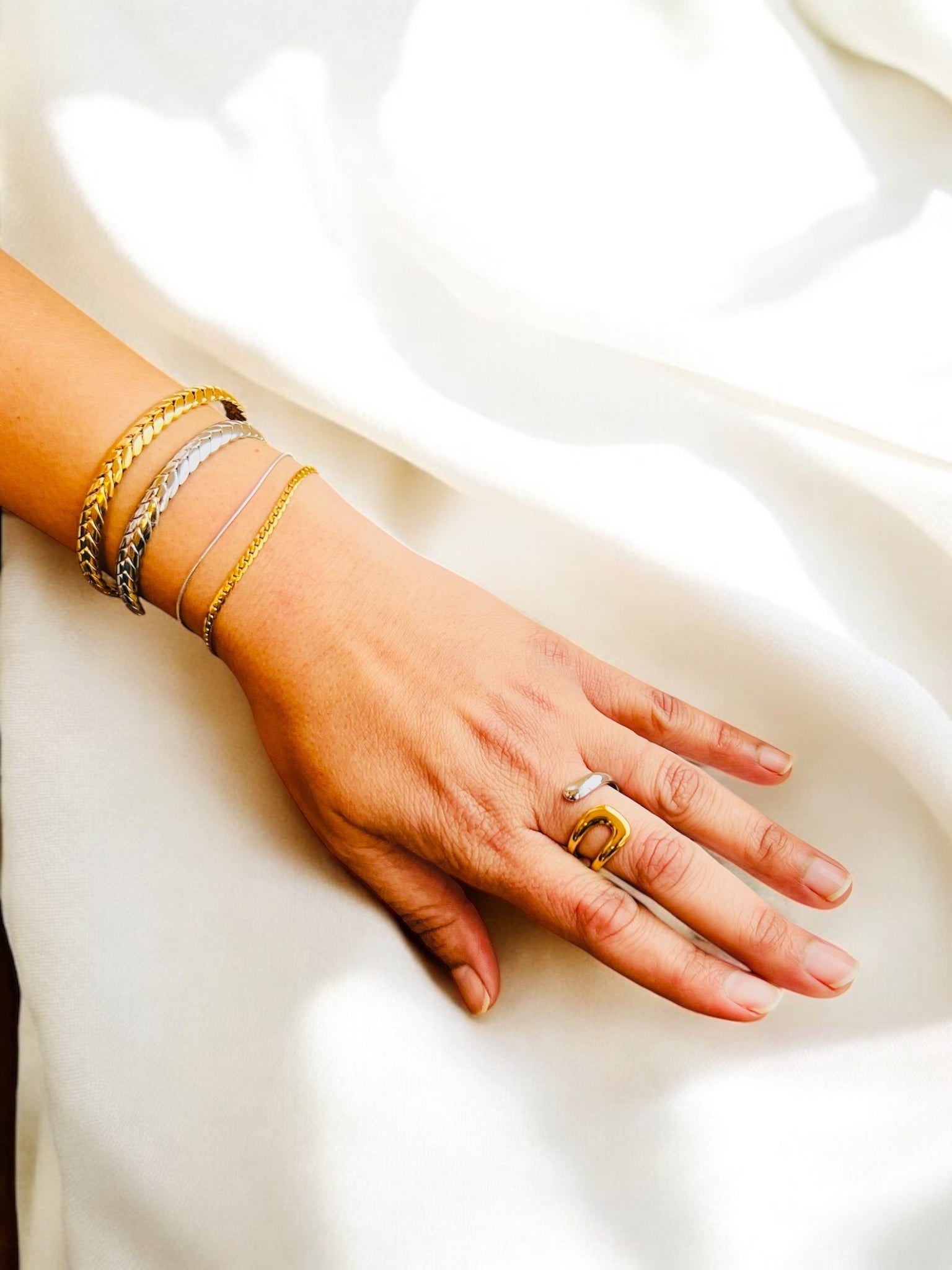 Aurelisse Chain Bracelet